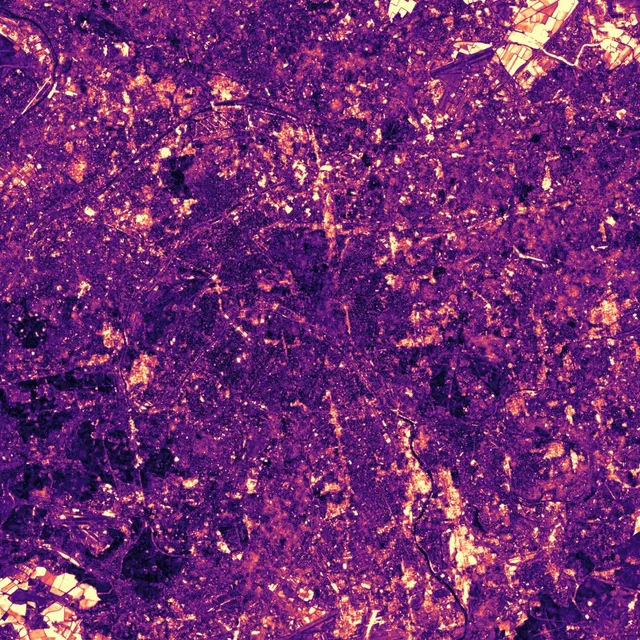 Paris in 2024, each place shaded by how far its texture that year lay from its own average, dark where it looked like itself.